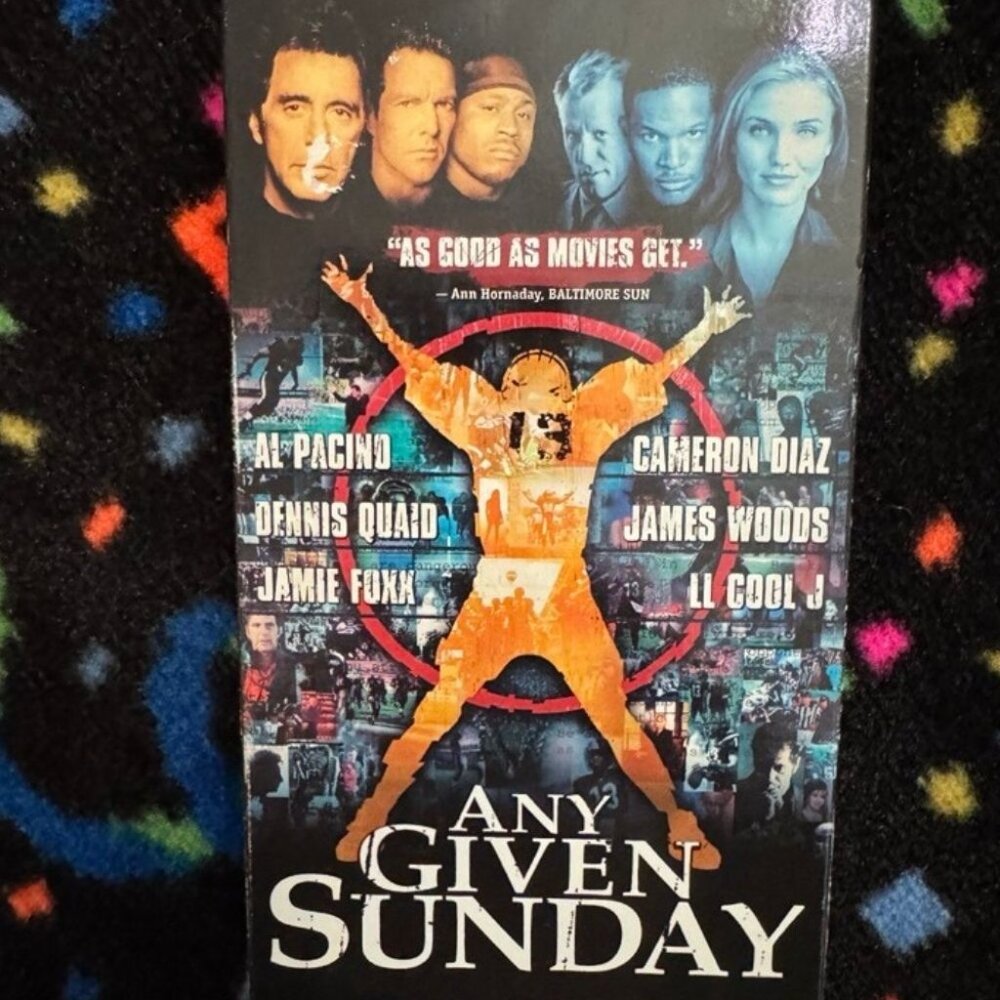 ANY‎ GIVEN SUNDAY VHS